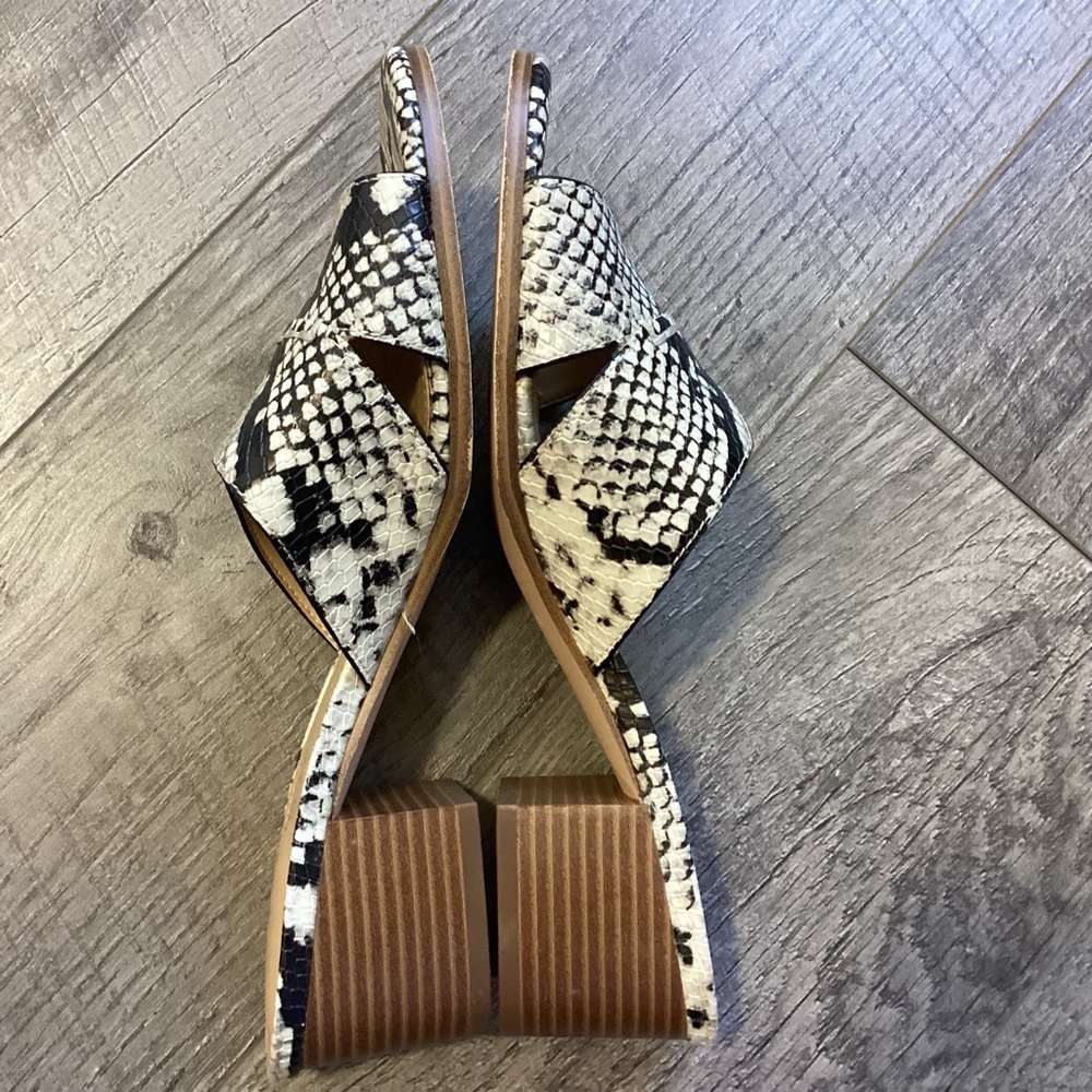 Nine West Andre Snakeskin Heel Slides Size 8M - image 5